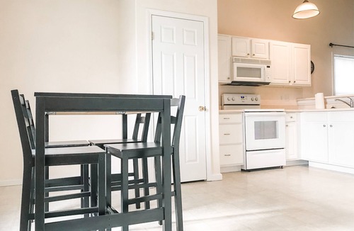 Wilmington House | Quiet home close to wec
