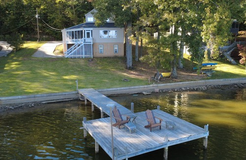 Athens House | Quiet Lake Front Home on Sugar Creek/Elk River