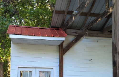 Blythewood Cottage | Quiet One Bed/One Bath Guest House in Blythewood