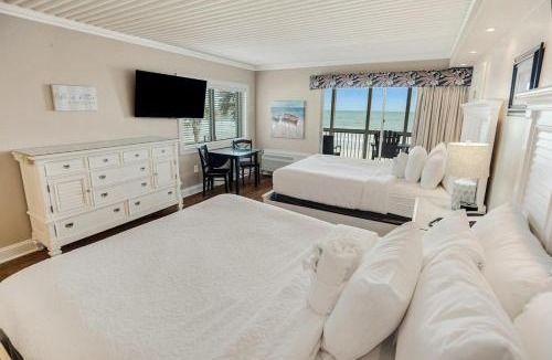 Litchfield by the Sea Apartment | Quintessential Beach Retreat 2nd Flr