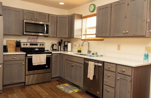 Ennis House | Rainbow Trout Fishing Cottage