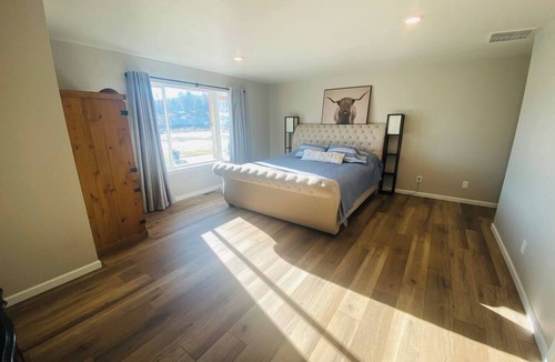 Medical Lake Other | Ranch with a Lakeview! Mini cows and goats outside your doorstep!