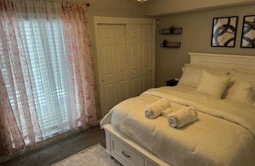 Coliseum Central Apartment | Raqsea Condo