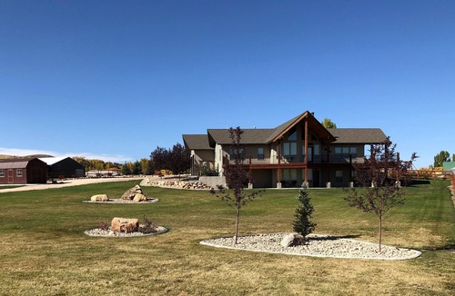 St. Charles House | Rawhide Rendezvous - Great Deal - Quiet Solitude - Easy Year-Round Access - Fun!