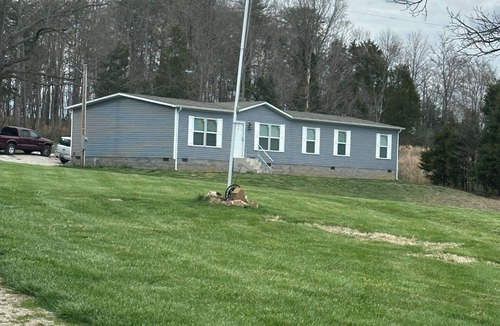 Falls of Rough House | Ready for some R&R? We are 1 mile from the State dock and Nick's Boat dock!