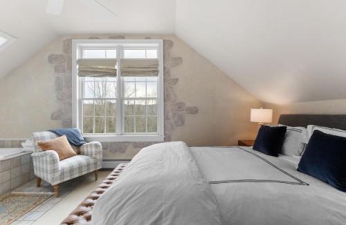 Mendon Hotel | Red Clover Inn