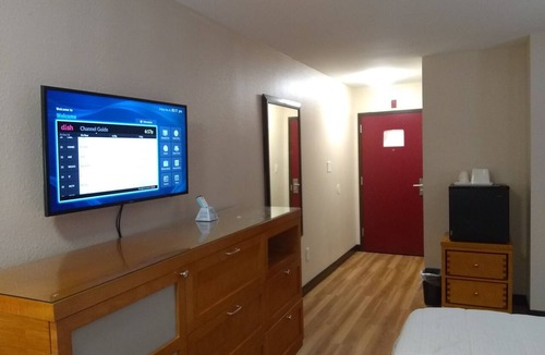 Russett Hotel | Red Crown Inn