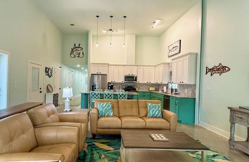 Port O Connor House | Red Drum 5/4.5 With Pool and Hot Tub