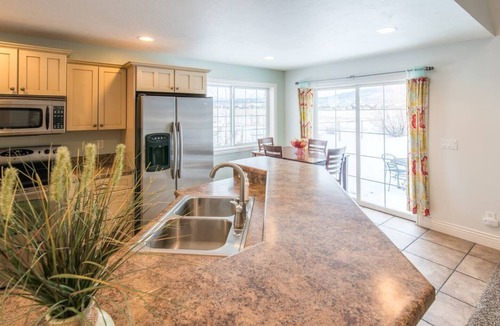 Driggs Other | Red Farmhouse ⁓Ping Pong ⁓ Close to Grand Targhee