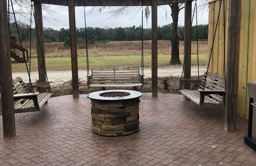 Statesboro House | Red Fern Lodge Room 4