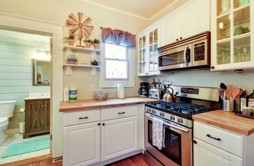 Red Lodge House | Red Lodge Home on Broadway - 15 Min to Ski Resort!