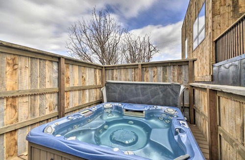 Red Lodge House | Red Lodge Townhome with Hot Tub and Fireplace!