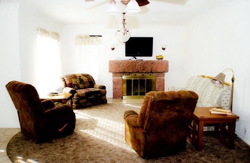 Marsing House | Red Rock House on the edge of Marsing. 2 Bedrooms 1 Bath