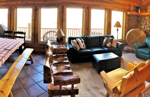 Escalante Cabin | Red Rock Ranch Log Cabin: Large, Fully Furnished, 5 Bdr, sleeps 12, 3 levels