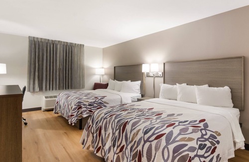 Bermuda Hotel | Red Roof Inn Chester