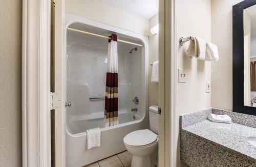 Lexington - Salisbury Hotel | Red Roof Inn Lexington, NC