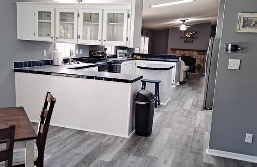 Northeast Raleigh House | Relax, Recharge, and Reconnect in Style – Modern Comfort Meets Small-Town Charm