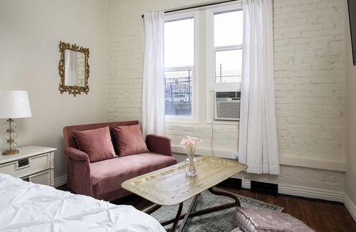 Westlake Hotel | Relaxing DTLA Studio Retreat