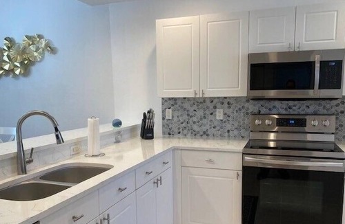 Bonita Shores Condo | Remodeled condo, minutes to everything - BS WE222