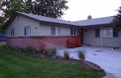 West Valley House | Remodeled home, 1 acre in city , quiet neighborhood, close shopping