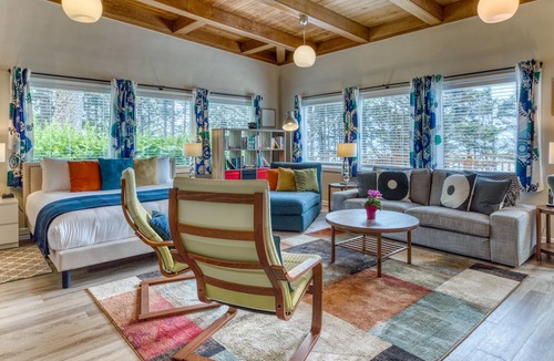 Yachats House | Remodeled Waterfront Duplex with a Deck, Ocean Views, and Easy Access to Town