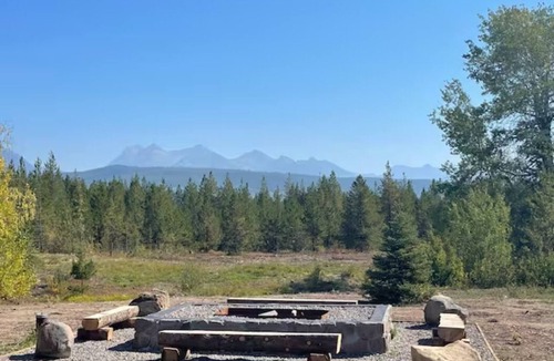 Polebridge Cabin | Remote, Cozy Lodge & 2 Canvas Tents, Unforgettable Glacier Park View Polebridge