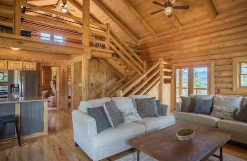 Superior House | Remote Mountain Cabin with Incredible Views