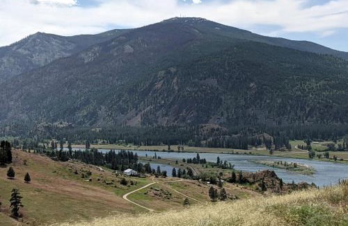 Plains Other | Remote Spacious Dome with Incredible Outdoor Landscape in Montana