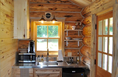 Roberts Cabin | Rendezvous Cabin @ Paris Montana® on Rock Creek