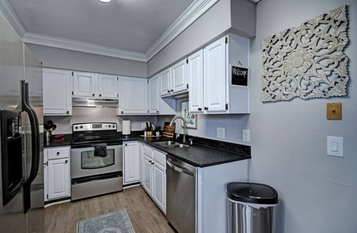 Tougaloo Condo | Renovated Condo In A Lovely Gated Community