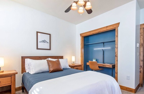 Driggs Condo | Renovated Ground Floor Condo w/ Custom Teton Decor