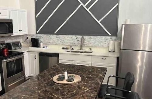 Altamonte Springs House | Renovated Peaceful Luxury Walk to Mall Park Publix