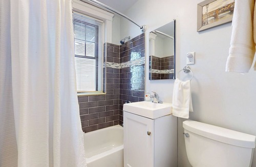 St. Elizabeth's Apartment | Renovated, Spacious Studio, Near BC, BU, Porch