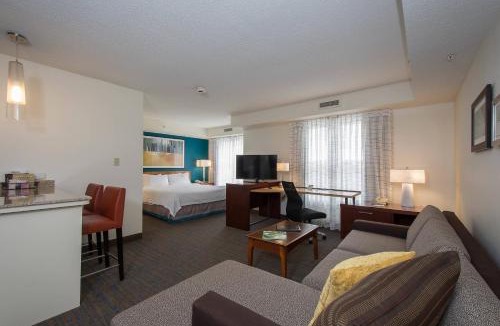 Piper Glen Estates Hotel | Residence Inn by Marriott Charlotte Piper Glen