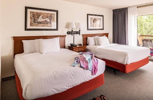 Wahweap Resort | Resort Haven in Arizona:Close to Antelope Canyon!2 Pet Friendly Units,Pool