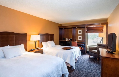 Danville Hotel | Rest In Pet Friendly Unit Near FQ Hartman Recreation With Indoor Pool | 2 Units