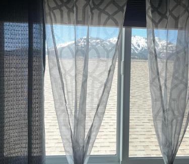 Gardiner House | Rhodopa Guest House at Yellowstone #9