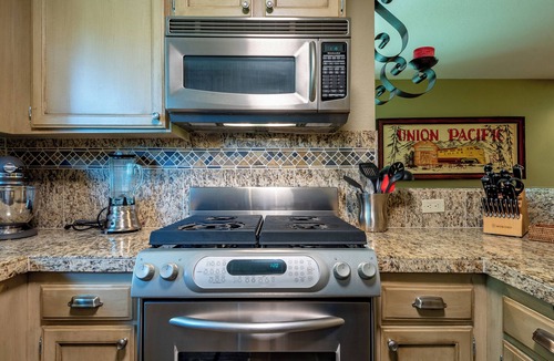 Elkhorn Village Condo | Ridge Condo 2639 - Pet Friendly and Elkhorn Golf, Tennis, Hot Tub