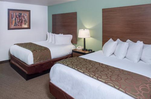 Gardiner Hotel | Ridgeline Hotel at Yellowstone, an Ascend Collection Hotel