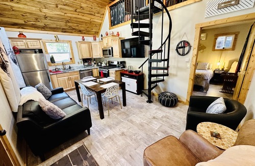 Riggins Cabin | Riggins Riverview Retreat, Triple R Cabin #4