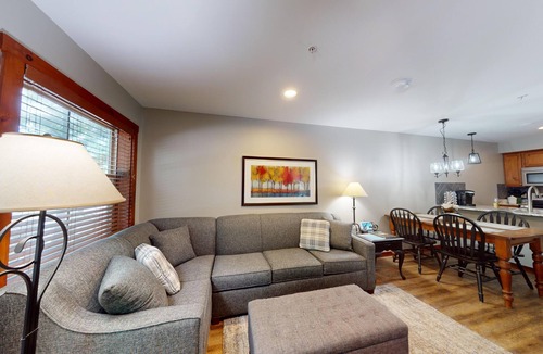 Snowshoe Condo | Rimfire Lodge-1st Floor-Village Center-Steps from shops restaurants slopes