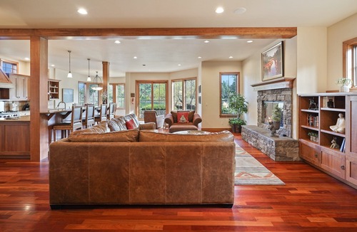River West House | River Front on Mirror Pond & Drake Park, Exquisite, Gourmet Kitchen