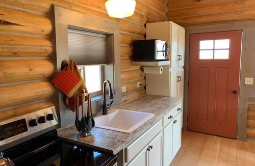 Pray Cabin | River Haven Cabin - North- Private River Access!