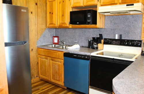 Last Chance Cabin | River Lodge