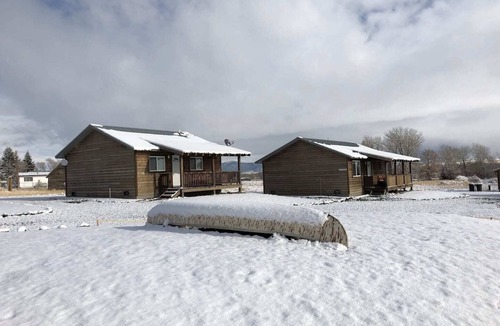 Silver Star Cabin | River Rest Luxury Cabin - The Big Hole. Beautiful River and Mountain Views!