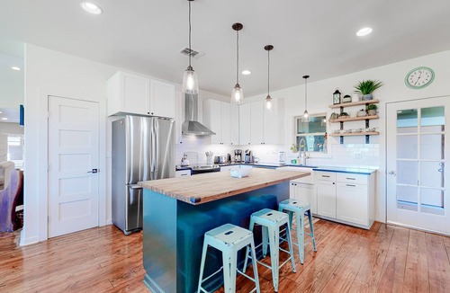 Wimberley House | Riverfront family home with large yard, gas grill & outdoor dining area