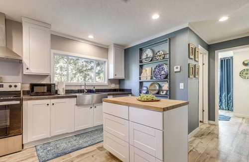 Stuart House | Riverfront Oasis: Fish, Grill & Chill in Stuart!