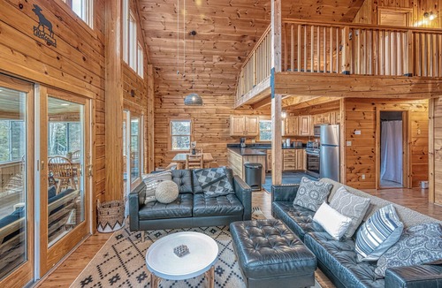 Twin Mountain Cabin | River’s Bend - Riverfront Bretton Woods Cabin