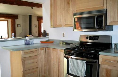 Cascade House | Riverside Cabin with Rare Claw-Foot Bathtub, Montana