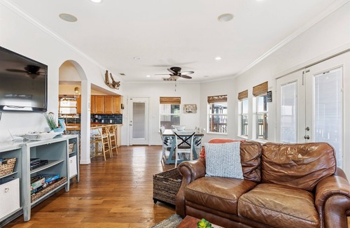 Matagorda House | Riverside Retreat in Matagorda, TX